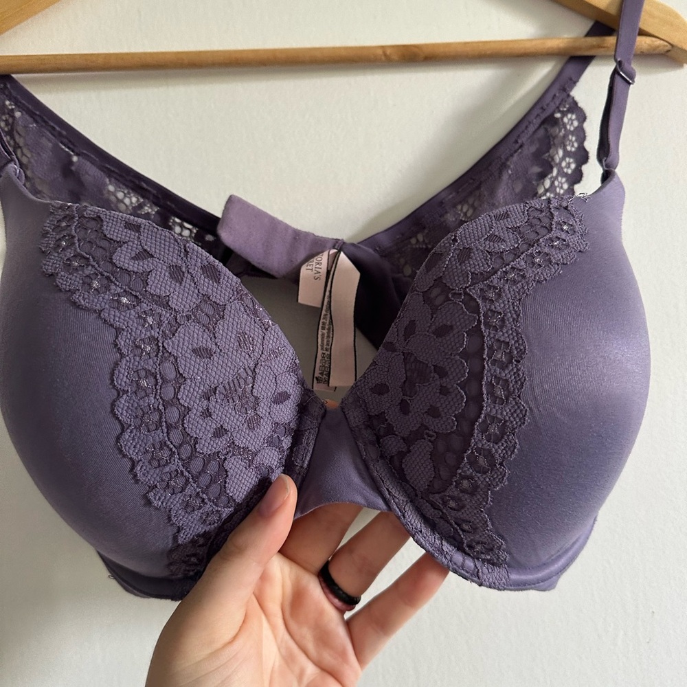 Victoria’s Secret Purple Lace Body by Victoria Perfect Shape Bra size 36D EUC - Picture 3 of 6